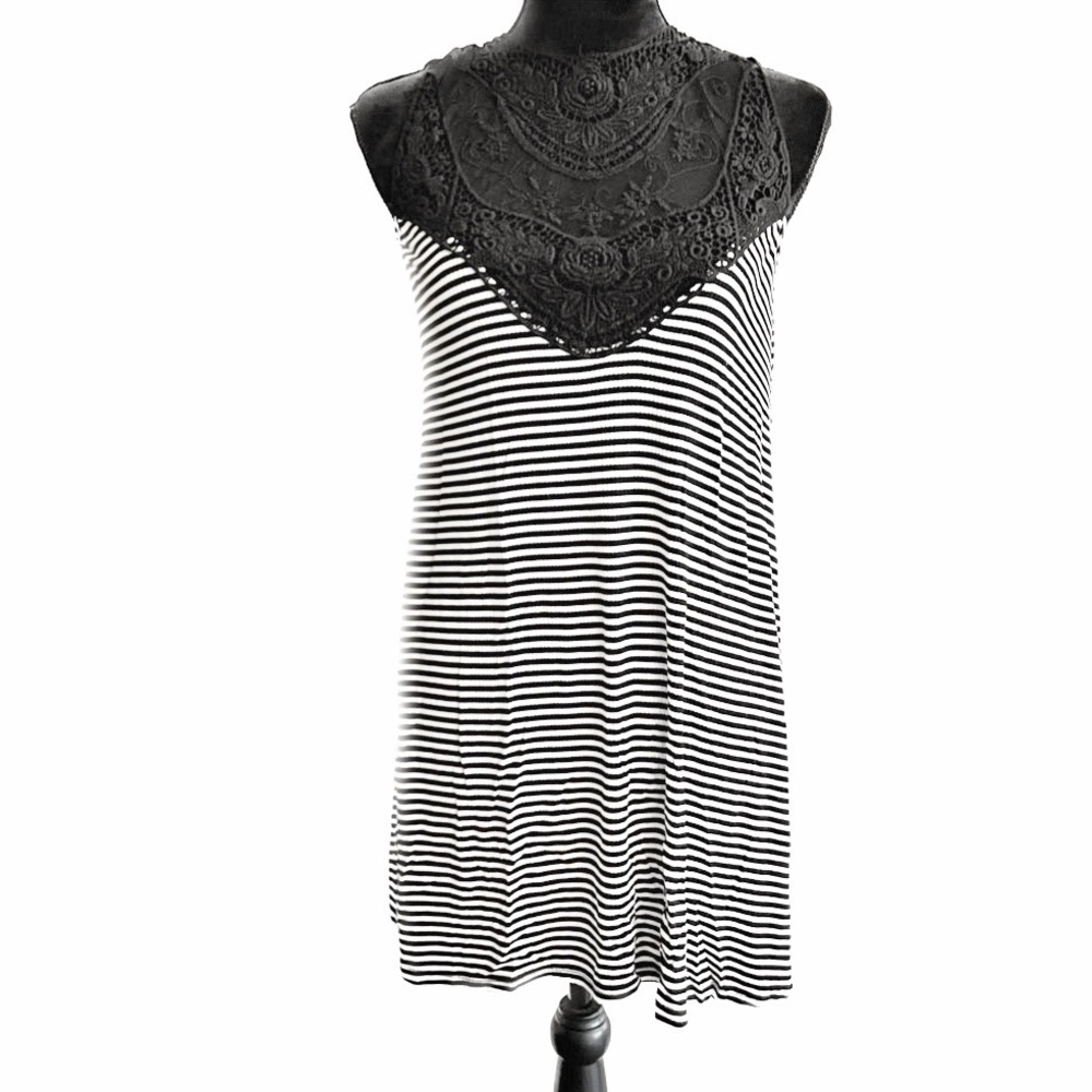 NEW MODE Sz Small Black White Striped Lace Bathing Suit Swim Cover-up Resortwear